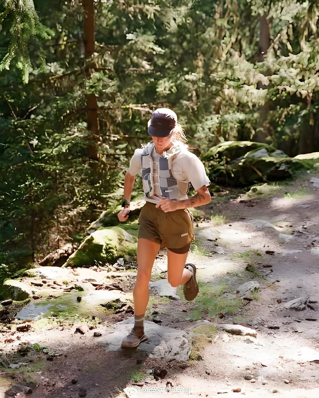 What Happens If the Tube on a Trail Hydration Backpack Is Too Long?